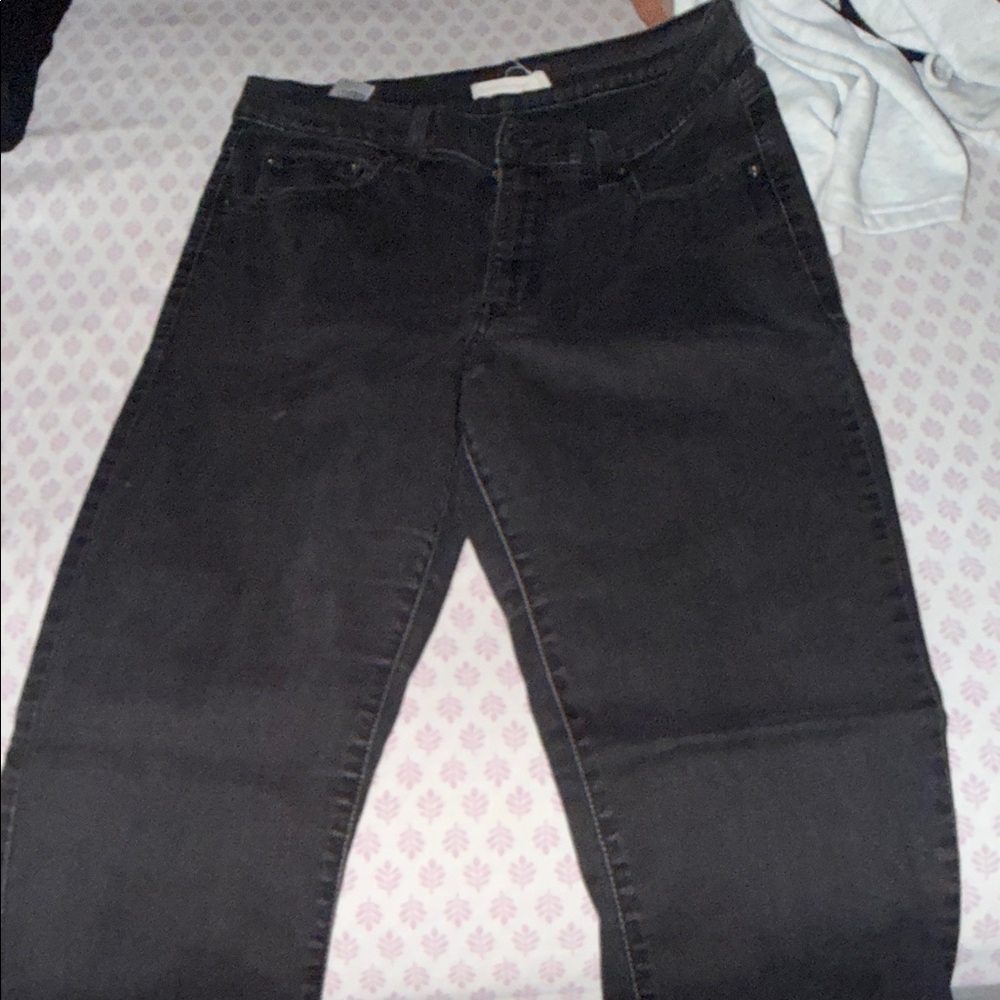 Levi's High Rise Straight Black Jeans